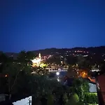 Apartament Deni *