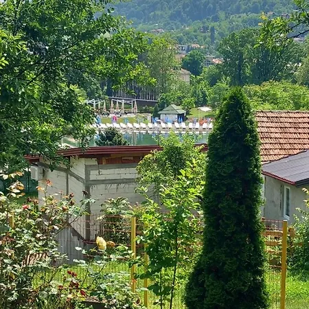 Deni Tuzla