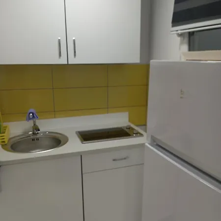 Deni Apartment