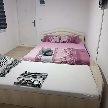 Deni Apartment