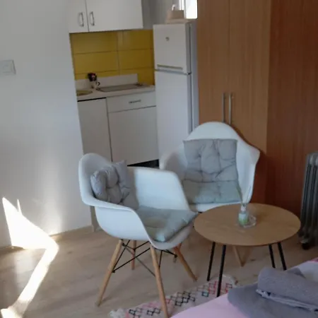 Deni Apartment