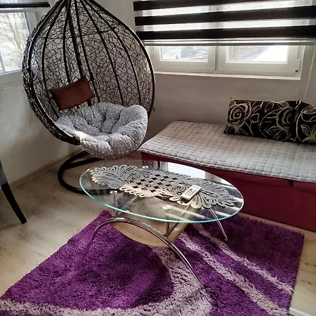 Deni Apartment *