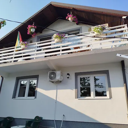 Deni Apartment Tuzla